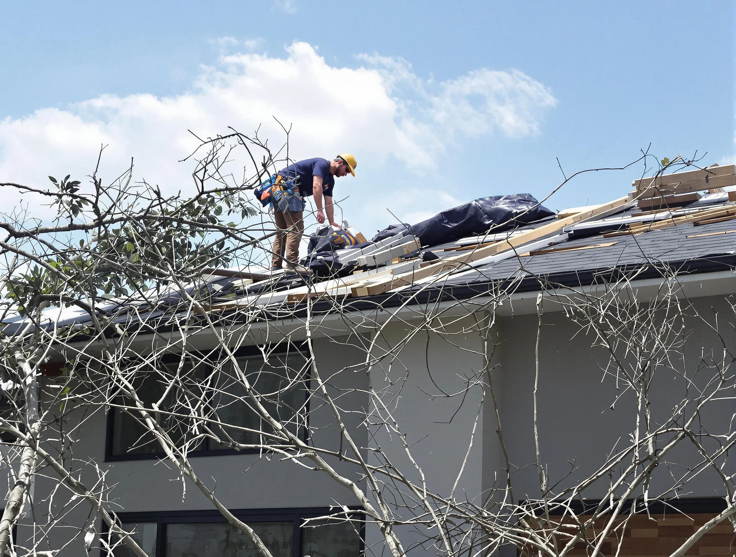 Emergency Roof Repair in Green